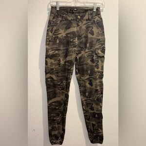Fashion Nova Women’s Camo Cargo Joggers in Olive/Black
